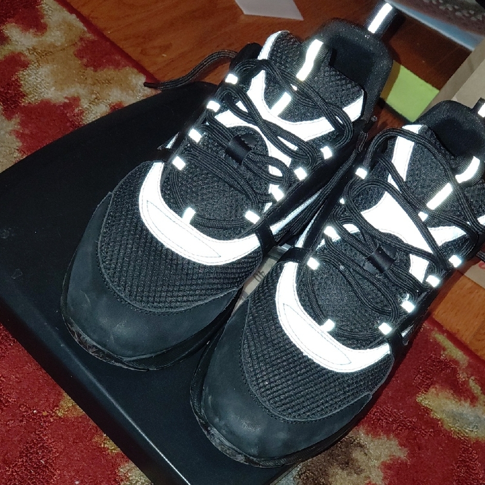Dior Men's Black and White Sneakers - Picture 5 of 7